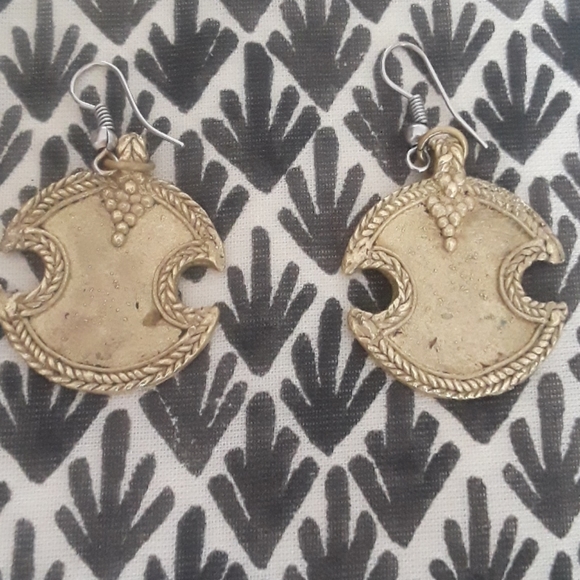 I Ching  Frog Medicine Earrings - Picture 3 of 4